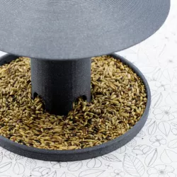Bird feeder