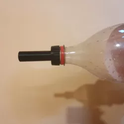 bottle cap funnel guide
