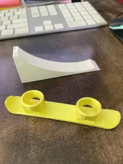 Finger SnowBoard Ramp