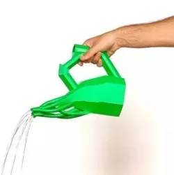 SQUID-SHAPED WATERING CAN