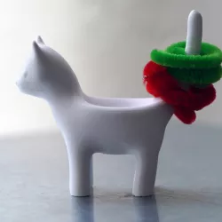 $3.00Cat ring holder
