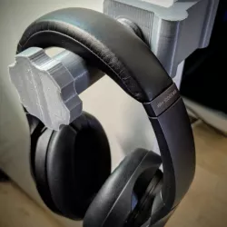 Desk Leg Headphone Bracket
