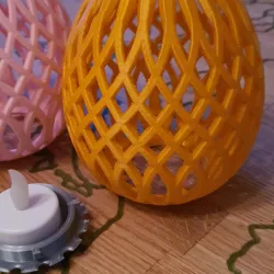 Easter egg gift and decoration
