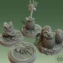 Face hugger and Xenomorph Eggs