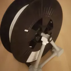 Filament roll holder