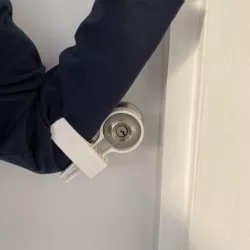 HANDS FREE DOOR OPENER flat attachment