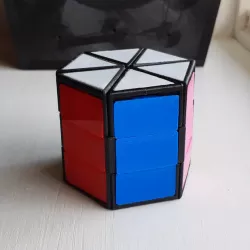 Hexagonal prism twisty puzzle