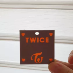 KPop 3 colour keychain