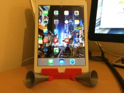 iPad Air Horn - Passive Amplifier Stand