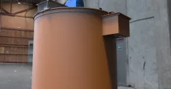 Leaching tank