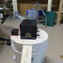Mouse Trap- mini servo driven, arduino controlled