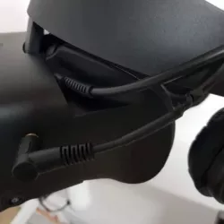 Oculus Rift S Behringer HPX4000 Headphone Holder