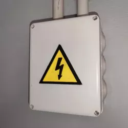 PANNEAU DANGER ÉLECTRIQUE / ELECTRICAL DANGER SIGN
