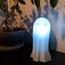 Pavel the Ghost Lamp