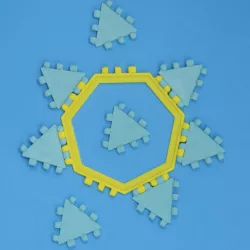 Polypanels // Heptagon