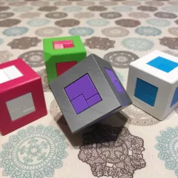 Puzzle Cube 3D Cross