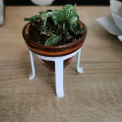 Small pot stand