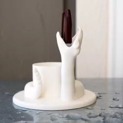 Snake pen holder