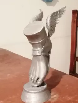 HERMES FOOT TROPHY (TROPHY DESK)
