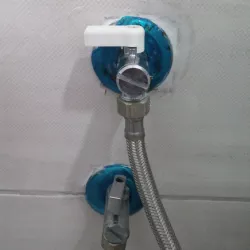 Valve handle replacement