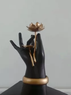 Buddha hand - holding lotus