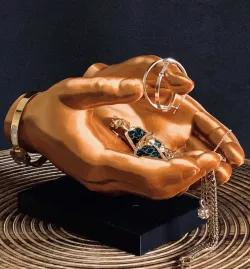 CLOSED HANDS FOR JEWELRY / KEY HOLDER / DECORATION
