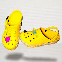 CROCS PIN . BMO . PINCHO .