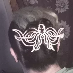 Cthulhu Hair Piece with Horned Skull Pin
