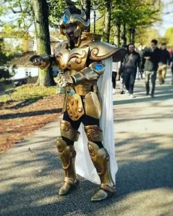 GOLD MITHCLOTH AIOLIA NO LEO wearable cosplay.