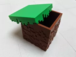 Textured Minecraft Grass Block Box