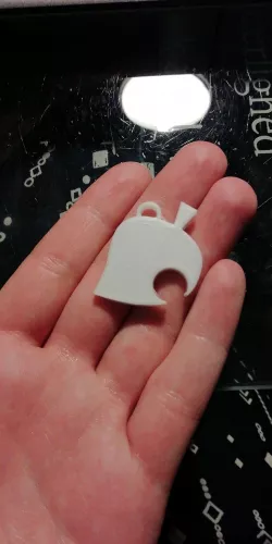 Animal Crossing Leaf Keychain