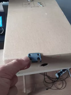 cable hanger