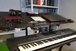 DIY utility tray for keyboard stand for Athletic KB-D1 + Athletic KB-2