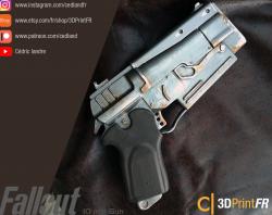 Fallout 4 10mm Pistol prop