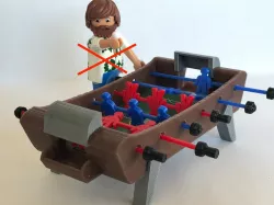 MINIATURE TABLE FOOTBALL MINIATURE SCALE FIGURES PLAYMOBIL