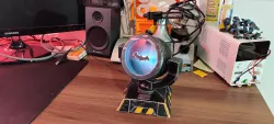 Raspberry Pi powered IoT Batsignal
