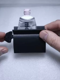 Toothpaste Squeezer