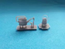Watering cans (scale 1/35)
