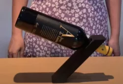 Wine Bottle Holder Inclined