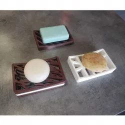 3 Soap dishes