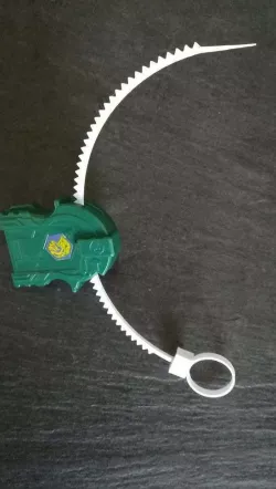 Beyblade RipCord (Serrated Stem)