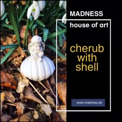 Cherub with shell