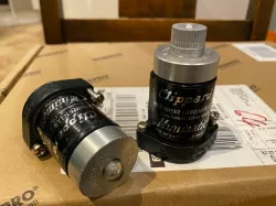 Clippard R-301 to R-331/701 conversion knobs