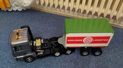 "Low-cost" 20ft Bruder container trailer for Tamiya truck