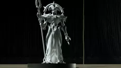 Maykr Statue