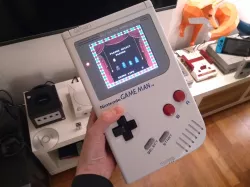 Nintendo Game Man - Oversize Game Boy/Famicom Hack