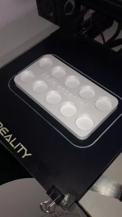 Storage box
