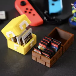 Super Mario Block Chest for Nintendo Switch, 3DS and DS Game Cartridges