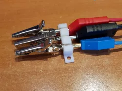 Aligator Clip Holder