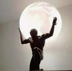 Atlas lamp